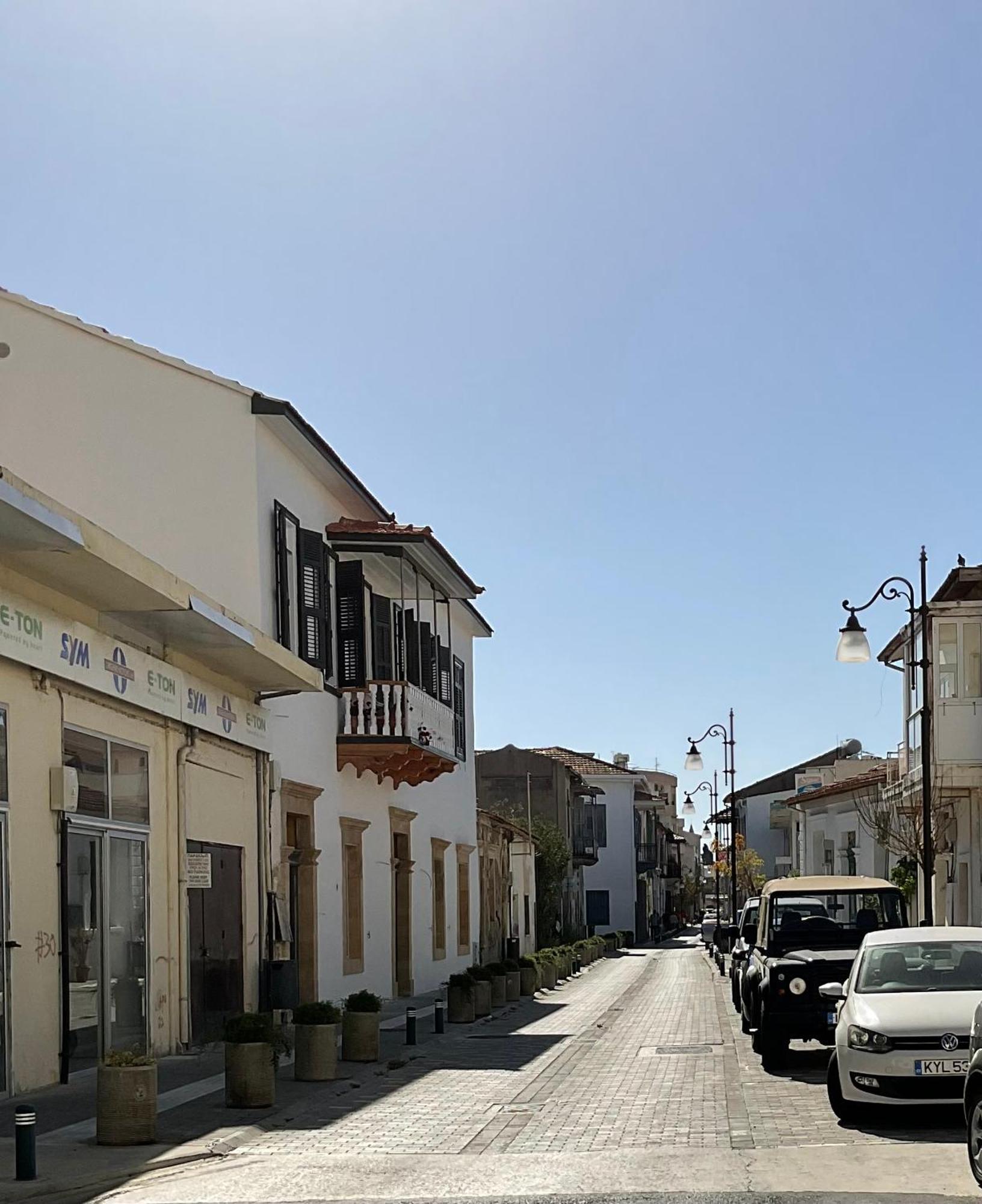 Apartmán Le Voyageur Larnaca Exteriér fotografie