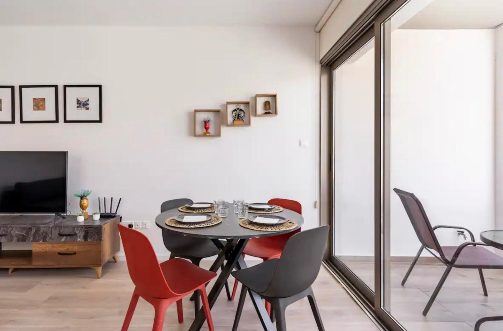 Apartmán Le Voyageur Larnaca Exteriér fotografie