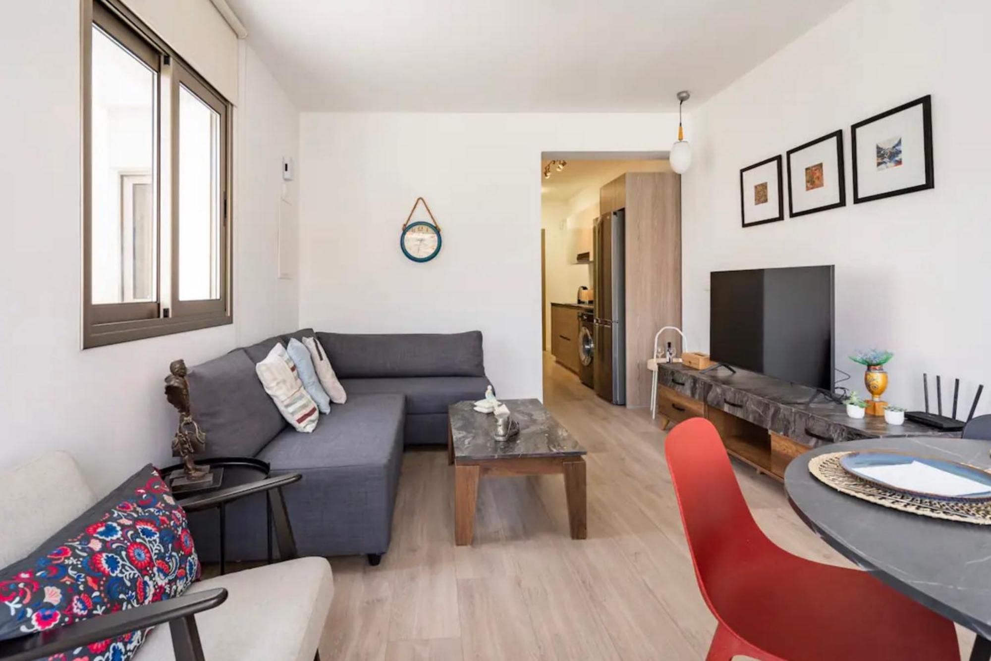 Apartmán Le Voyageur Larnaca Exteriér fotografie